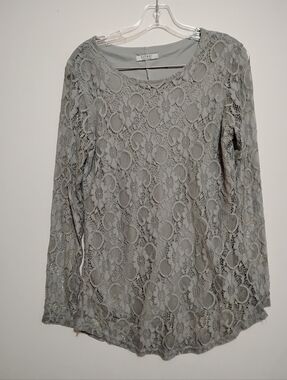 SOTEER Soft Grey Lace Long-Sleeve Top With Lining 95%Polyester 5%Spandex S